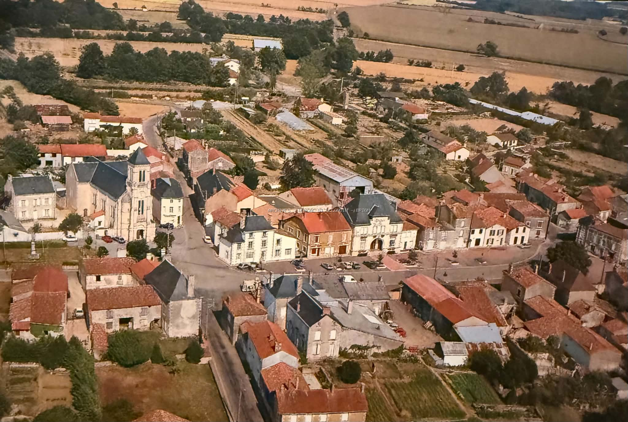 Carte postale Saint Secondin plus recente 04